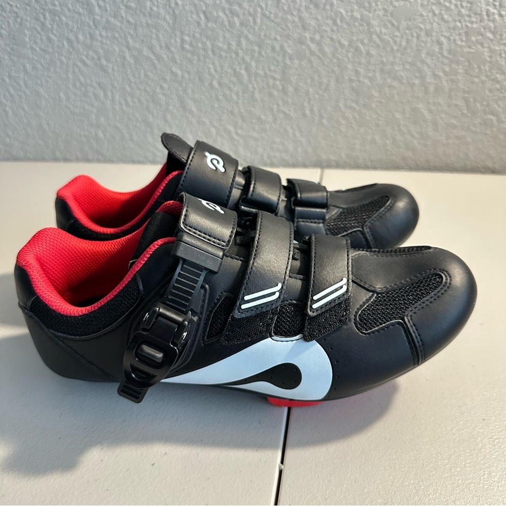 Peloton Black and Red Athletic Shoes - Picture 2 of 6
